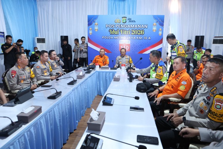Kapolda Metro Jaya Hingga Kepala Basarnas Cek Pos Pelayanan Pengamanan Cikunir, Pastikan Arus Mudik Aman dan Lancar