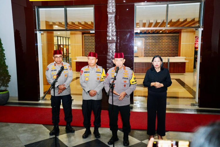 Pesan Kapolri di Safari Ramadhan Riau : Tingkatkan Silaturahmi hingga Jaga Persatuan