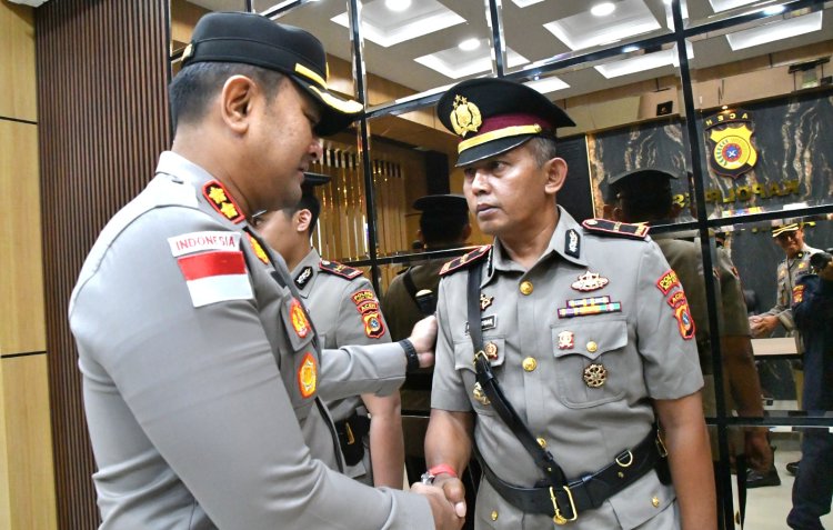 Kapolres Aceh Timur Pimpin Sertijab Kapolsek Peureulak Barat