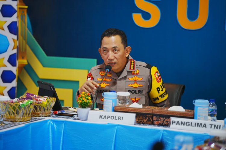 Monitoring Malam Takbiran, Kapolri Pastikan Pengamanan Rangkaian Perayaan Idulfitri 