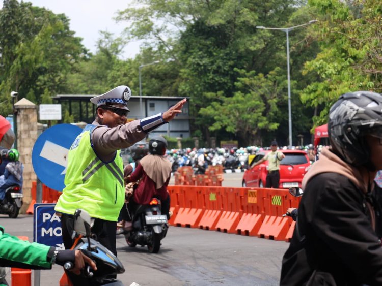 Tinjau Kawasan Wisata Ragunan, Polri Pastikan Keselamatan dan Kenyaman Masyarakat Saat Libur Lebaran