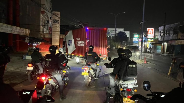 Patroli Brimob Yon D Pelopor Antisipasi Tawuran dan Balap Liar di Kabupaten Bekasi Berjalan Aman dan Kondusif