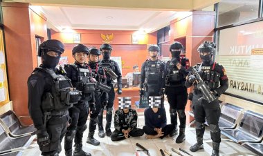 Patroli Brimob Cegah Aksi Tawuran di Cikarang, Dua Pemuda Diamankan