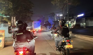 Patroli Brimob Batalyon D Pelopor Amankan Wilayah Kabupaten Bekasi dari Tawuran dan Balap Liar