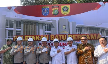 Kapolda Letakan Batu Pertama Mako Polres Depok : Pelayanan Harus Makin Baik
