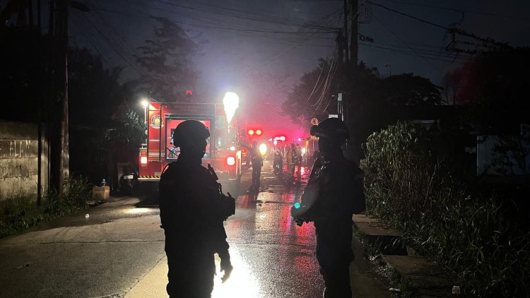 Patroli Brimob Bekasi, Respons Cepat Kebakaran di Kawasan Industri Berjalan Kondusif