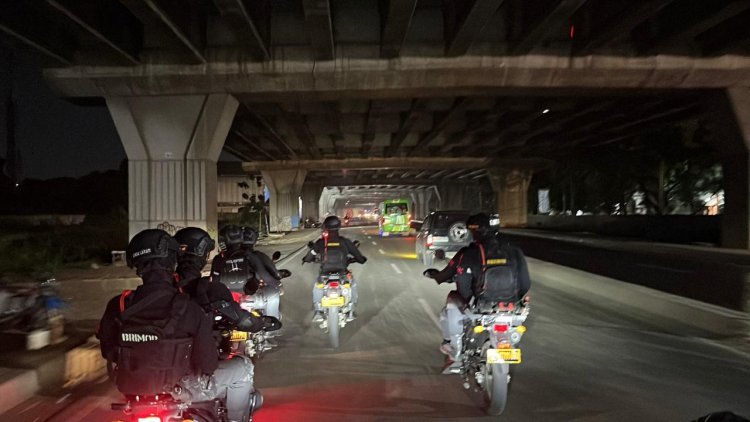 Patroli Brimob Batalyon D Pelopor Antisipasi Tawuran dan Balap Liar di Bekasi Berjalan Kondusif