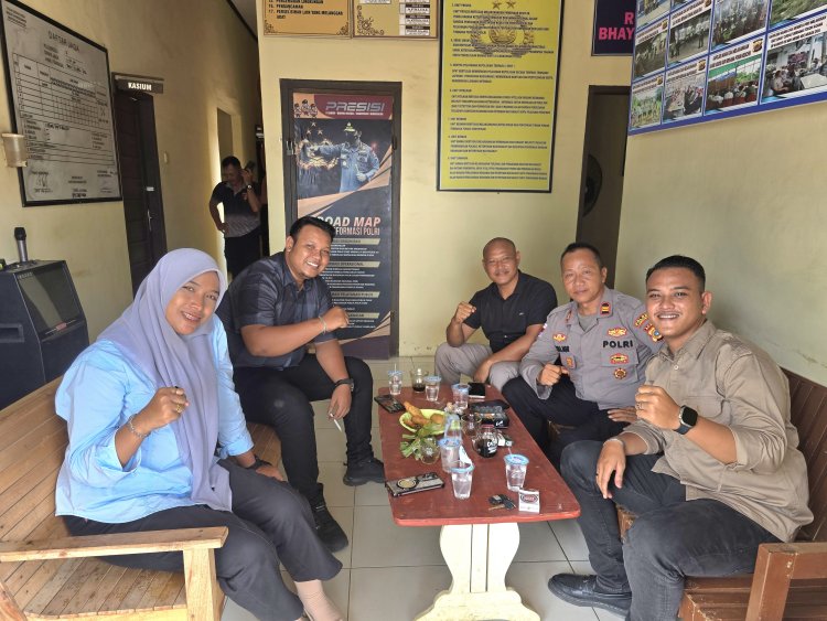 Perkuat Kolaborasi, Wartawan Kaperwil Aceh Silaturahmi dengan Kapolsek Muara Dua