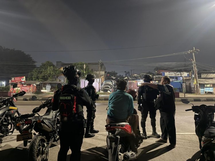 Patroli Brimob Yon D Pelopor Sisir Kabupaten Bekasi, Antisipasi Tawuran dan Balap Liar