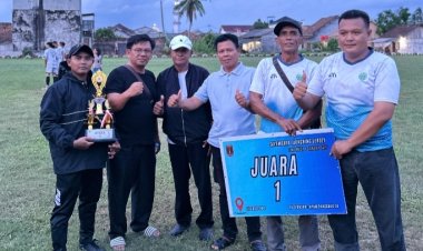 KAMPUNG SERDANG KURING SUKSES BERPRESTASI DI TURNAMEN SEPAK BOLA OKU TIMUR TAHUN 2026, SABET JUARA 1 DAN HADIAH SAPI DI LOKASI SIDODADI BK 9