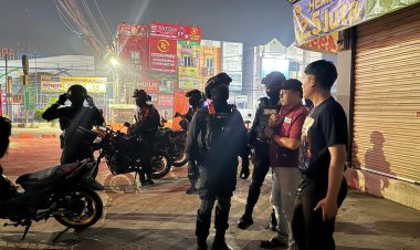 Patroli Rayonisasi Brimob Medan Satria Sisir Wilayah Bekasi Kota, Antisipasi Tawuran dan Balap Liar