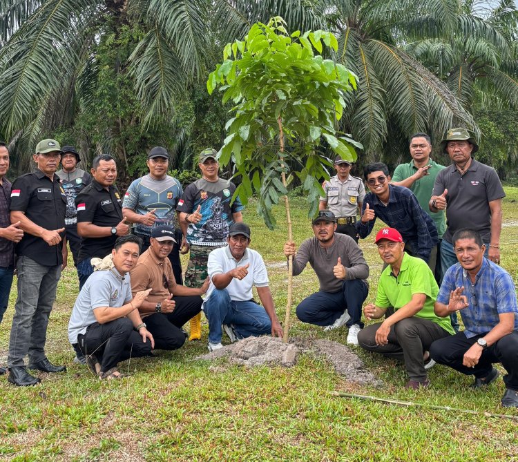 Peringati May Day, PTPN IV Kebun Baru dan SPBUN Gelar Aksi Sosial dan Penghijauan