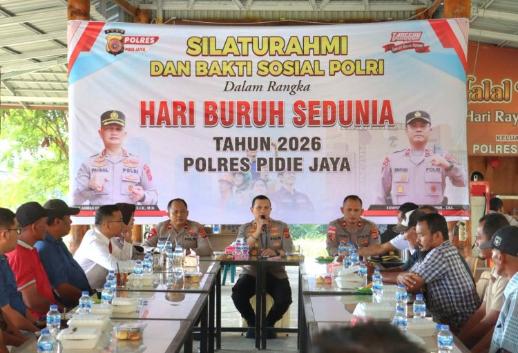 Peringati May Day, Polres Pidie Jaya Gelar Baksos dan Jalin Kedekatan dengan Buruh Angkut