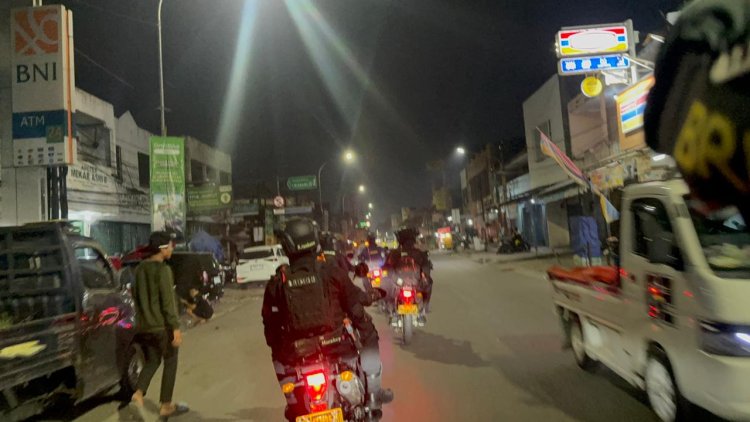 Patroli Brimob Yon D Pelopor Sisir Wilayah Kabupaten Bekasi, Antisipasi Tawuran dan Balap Liar