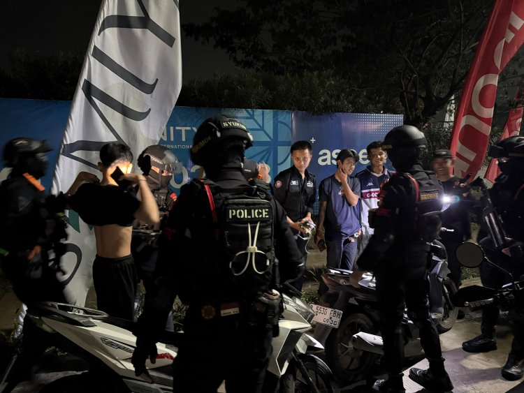 Patroli Rayonisasi Brimob Batalyon D Pelopor Sisir Wilayah Kabupaten Bekasi, Antisipasi Tawuran dan Balap Liar