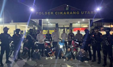 Patroli Brimob Yon D Pelopor Polda Metro Jaya Gagalkan Aksi Tawuran di Cikarang Utara, Delapan Remaja Diamankan
