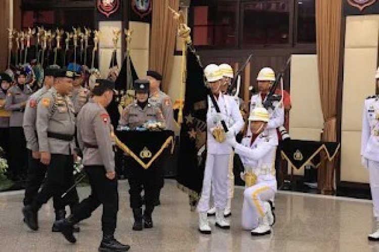 Jelang Hari Bhayangkara ke-80, Kapolri Pimpin Upacara Penyucian Panji Rastra Sewakottama