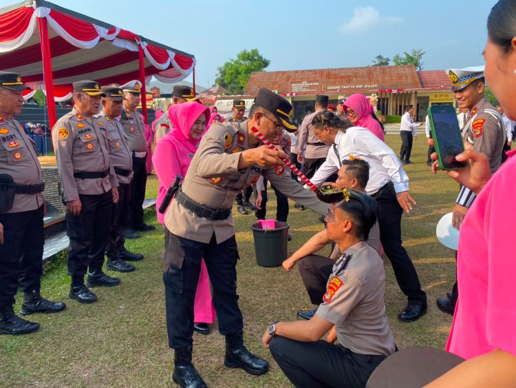 Kapolres Way Kanan Pimpin Upacara Kenaikan Pangkat 44 personel Periode 1 Juli 2026