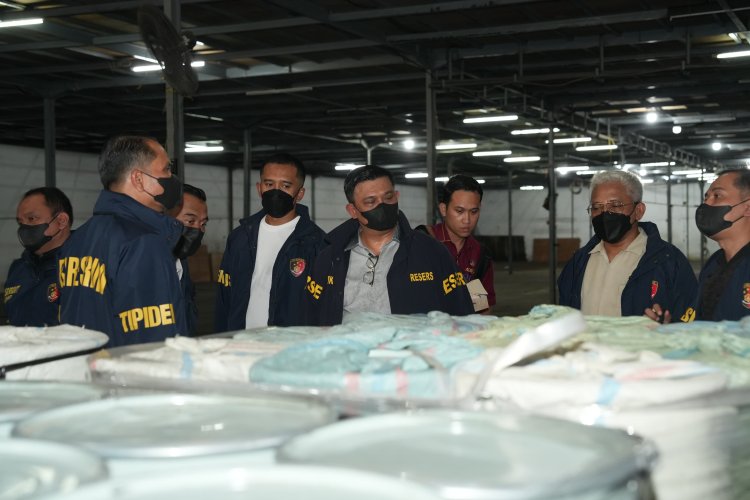 Dittipideksus Bareskrim Polri Bongkar Perdagangan Sianida Ilegal, Hadiah Bhayangkara Ke-80