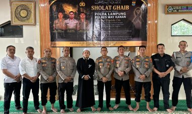 Polres Way Kanan Gelar Salat Gaib Doakan 3 Polisi Gugur Dalam Tugas di Katingan Kalimantan Tengah