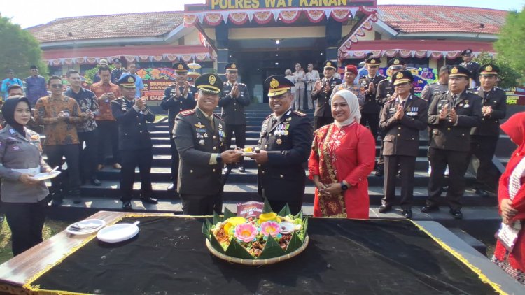 KOMANDAN KODIM 0427/WAY KANAN HADIRI PERINGATAN DIRGAHAYU POLRI KE 80
