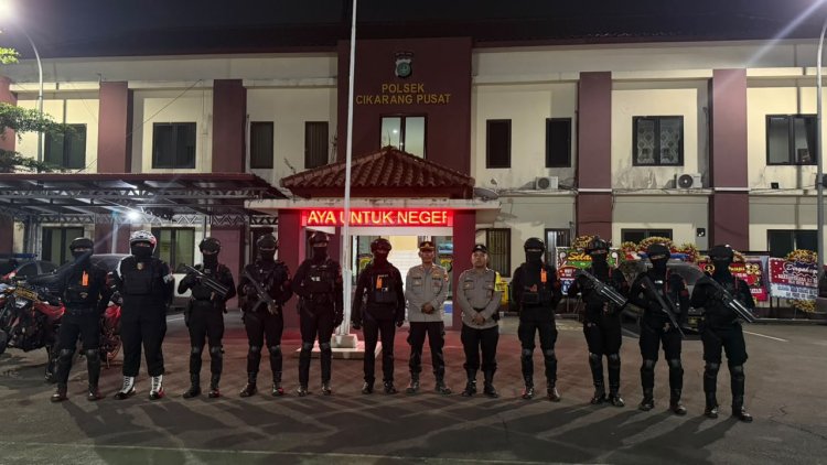 Patroli Rayonisasi Brimob Batalyon D Pelopor Jaga Kondusivitas Wilayah Hukum Polres Metro Bekasi Kabupaten