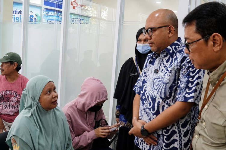 Pastikan Pelayanan JKN Berjalan Baik, Direktur Kepesertaan BPJS Kesehatan Kunjungi Puskesmas Matraman