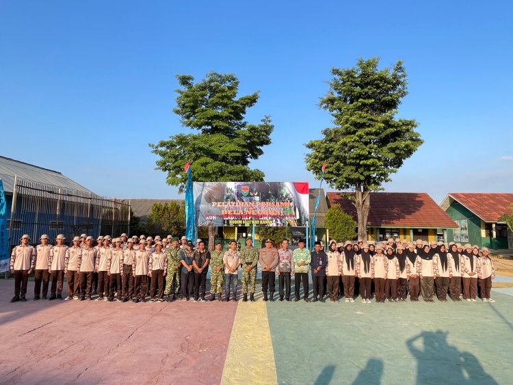 CETAK GENERASI MUDA BERKARAKTER, DANDIM 0427/WAY KANAN RESMIKAN PEMBUKAAN KORP KADET REPUBLIK INDONESIA