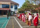 Pesona Pakaian Adat Nusantara Semarakkan Upacara HUT RI ke-81 di BPN Kota Metro