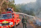 BABINSA DAN DAMKAR BERSINERGI ATASI KEBAKARAN LAHAN, DANDIM 0427/WAY KANAN IMBAU WARGA TAK BAKAR LAHAN