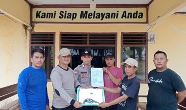 Sinergi Jaga Kamtibmas, Warga Karta Jaya Serahkan Senpi Rakitan kepada Polsek Negara Batin