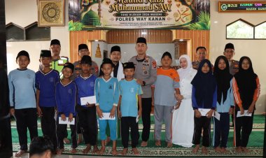 Polres Way Kanan Peringati Maulid Nabi 1448 H dan Santuni Anak Yatim di Masjid Darul Fattah