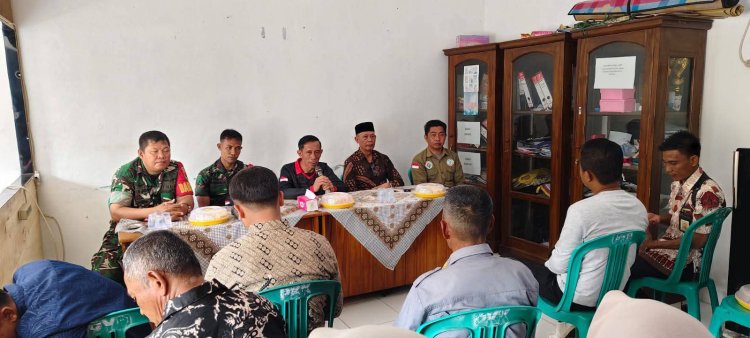 BERSATU CEGAH KARHUTLA! TNI–Polri, Pemerintah Kampung & Masyarakat Karang Umpu PerkuAT Sinergi Lintas Sektor Hadapi Ancaman Kebakaran Lahan 