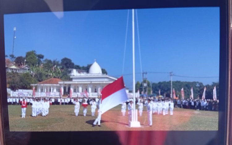 Kenang Pahlawan Kemerdekaan, Pemdes Cileuksa Beserta Warga ,Gelar HUT RI Ke-81