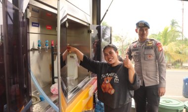 Polres Ketapang Kerahkan Mobil Water Treatment, Bantu Warga Atasi Kebutuhan Air Bersih