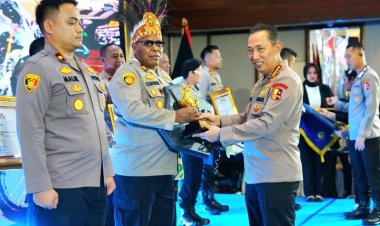Kompolnas Awards 2026 : Apresiasi Kinerja Polri, Kapolri Minta Tak Berhenti Hanya di Seremoni