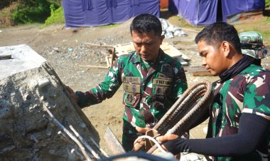 Dandim 0117/Aceh Tamiang, Aktif Tinjau Pembangunan Jembatan Gantung Perintis Garuda Desa Kaloy