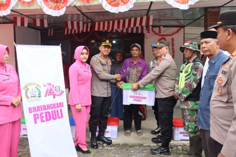 Polres Aceh Tengah dan Bhayangkari Sambangi Korban Longsor, Salurkan Bantuan dan Santunan
