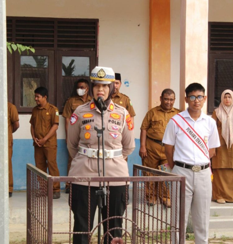 Saweu Sikula ke SMAN 1 Bandar Baru, Wakapolres Pidie Jaya Bersama Kasat Lantas Edukasi Bahaya Judol dan Narkoba
