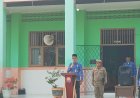 PERINGATAN HARI KESAKTIAN PANCASILA: SMP NEGERI 1 BLAMBANGAN UMPU GELAR UPACARA KHIDMAT, CAMAT JADI PEMBINA   