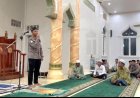 Magrib Keliling di Masjid Baitul Makmur, Polres Nagan Raya Ajak Warga Jaga Kamtibmas