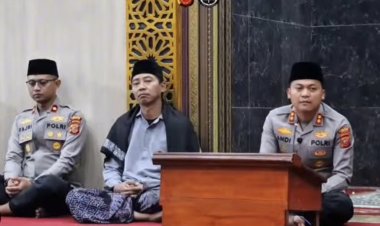 "Subuh Nguriling Dinten Kemis": Polres Subang Pererat Silaturahmi Lewat Kebersamaan di Masjid