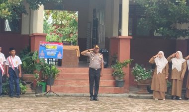 Polisi Peduli Pendidikan, Kapolsek Meurah Mulia Pimpin Kegiatan Edukasi di SMP Negeri III Aceh Utara