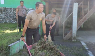Polres Bener Meriah Ajak Masyarakat Peduli Lingkungan melalui Green Policing di Masjid Al-Ikhlas