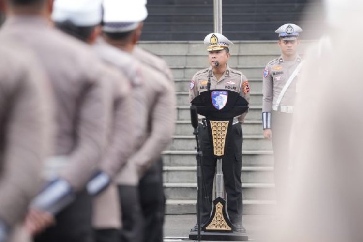 Korlantas Polri Mulai Sosialisasikan Ke Seluruh Jajaran Tagline Baru Kapolri "Polisi Bersama Masyarakat"