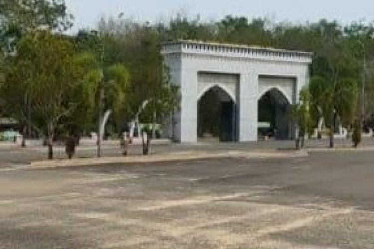 Warga Prihatin Islamik Center Blambangan Umpu Terbengkalai, Pemerintah Daerah Diminta Segera Memperbaiki