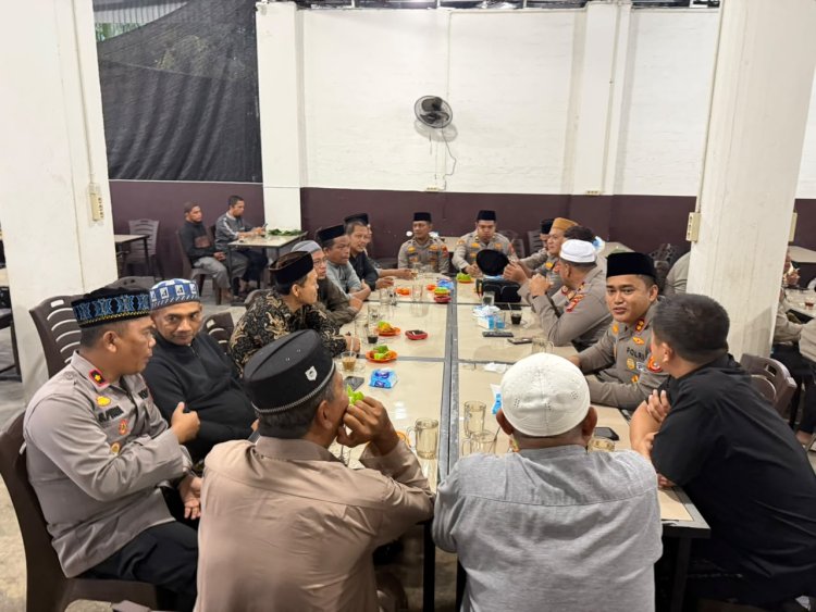 Hangat dan Akrab, Kapolres Abdya Ngopi Pagi Bersama Tokoh Agama dan Tokoh Masyarakat Abdya