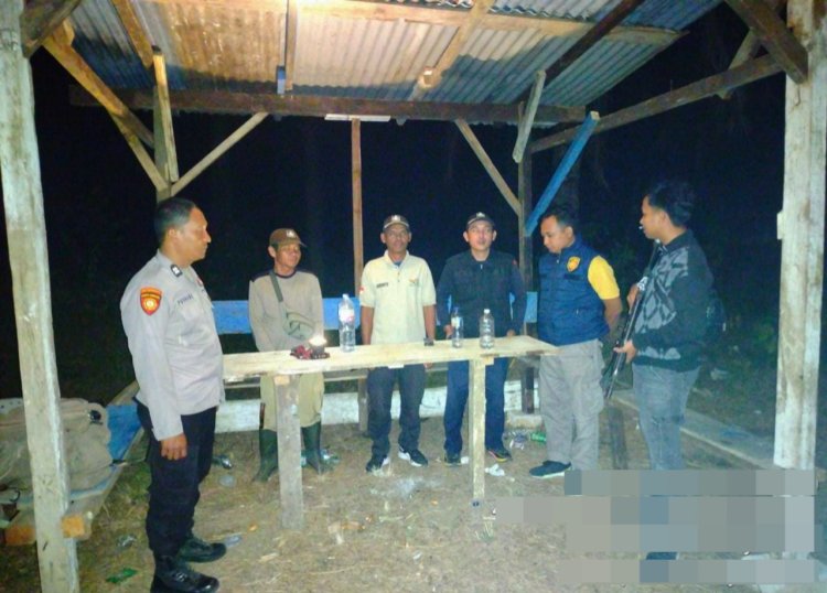 Polisi Cek Ronda Malam, Bangun Kesadaran Warga Jaga Keamanan di Way Tuba