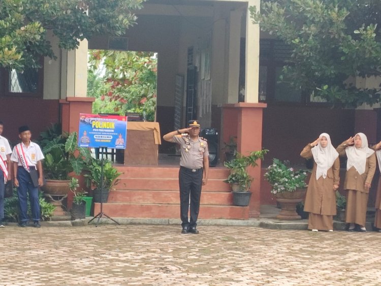 Polisi Peduli Pendidikan, Kapolsek Meurah Mulia Pimpin Kegiatan Edukasi di SMP Negeri III Aceh Utara